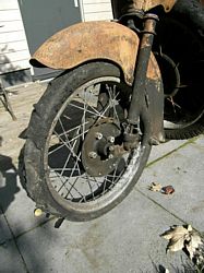 Moto Guzzi Galletto 192 front wheel