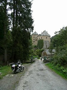 Chteau Rheinardstein bij Robertville