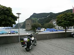 de Schnitzturm aan de voet van de Brgenstock ... LM21?