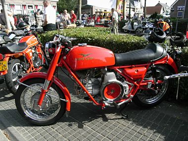 Moto Guzzi Nuovo Falcone