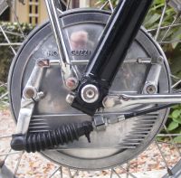 Moto Guzzi V7 850 Cal front brake